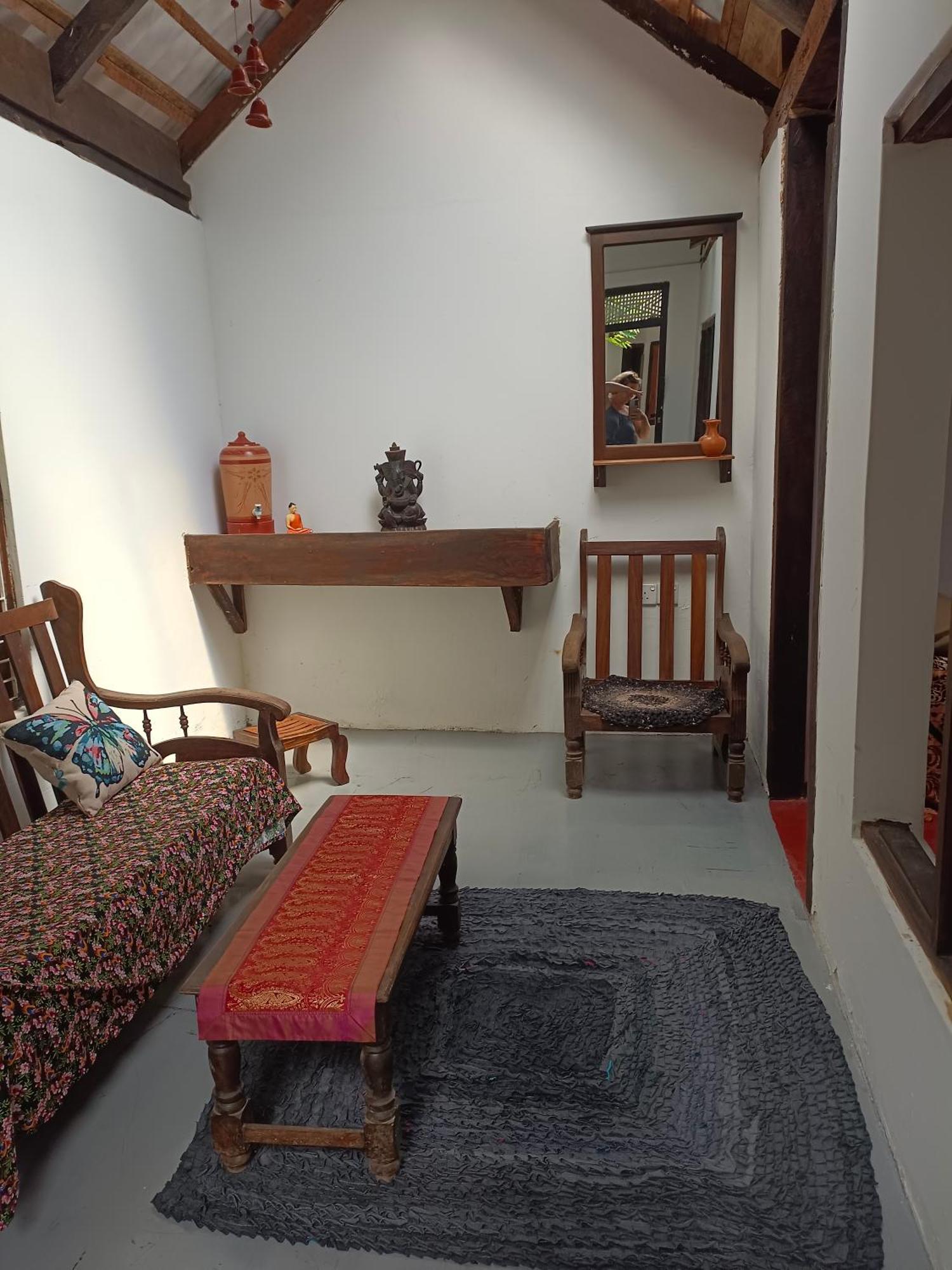 Mamisa Cafe, Home Stay Хабарана Екстер'єр фото
